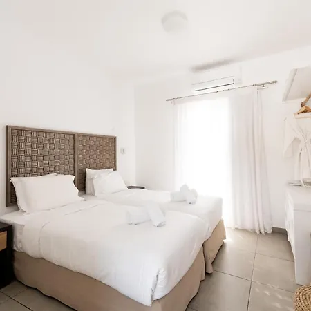 Ξενοδοχείο Super Paradise Hotel