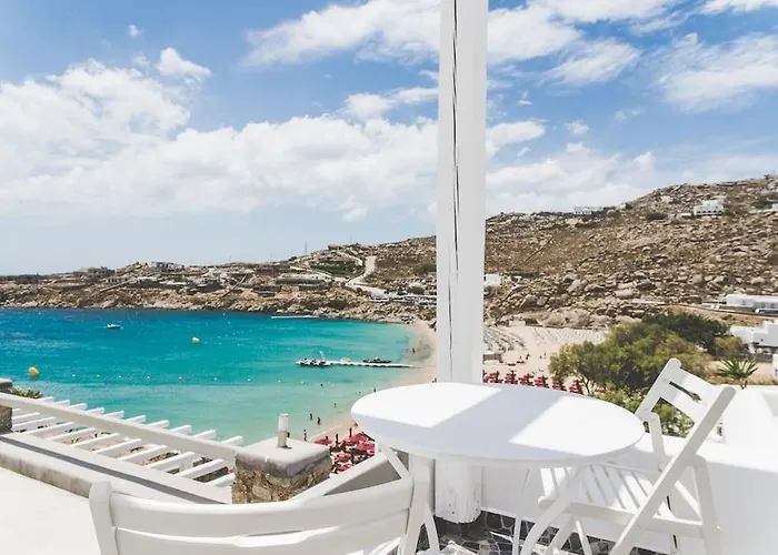 スーパー パラダイス スイーツ ホテル 2*