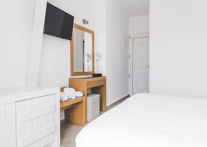 ホテル スーパー パラダイス スイーツ 2*