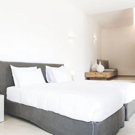 Super Paradise Hotel Отель