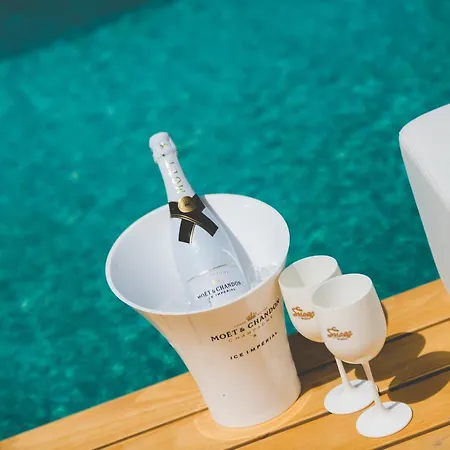 Отель Super Paradise Hotel Пляж Супер-Парадайз