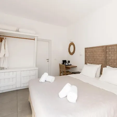 Super Paradise Hotel Отель 2*