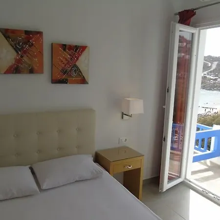 Отель Super Paradise Hotel 2*