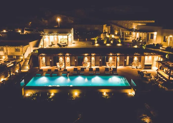 Super Paradise Hotel Hotel 2*