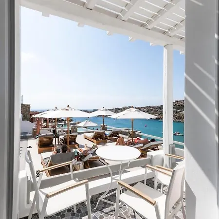 Ξενοδοχείο Super Paradise Hotel